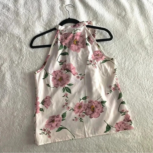 Tie Neck Floral Blouse​ - Picture 5 of 6